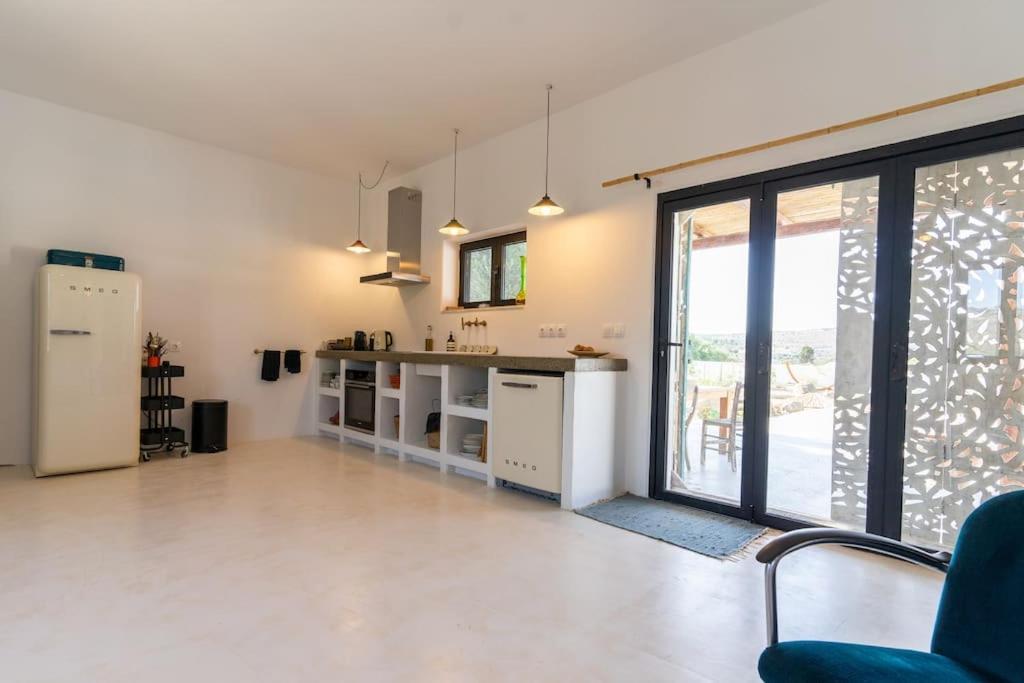 Villa Louloudia Stylish Luxury Villa With Private Pool 피치디아 외부 사진